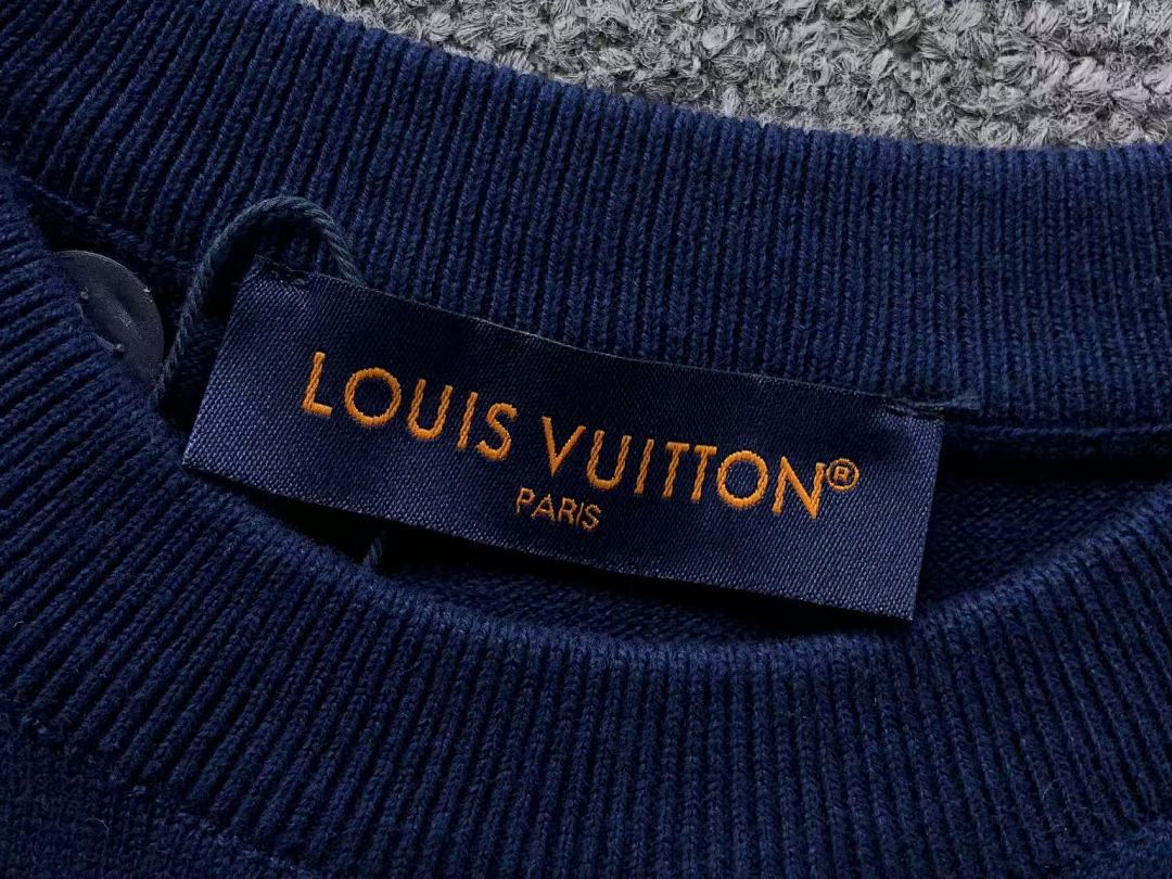 Louis Vuitton 178 L⭐ T-SHIRT SWEATER 2201236521 (Im 170Cm 60Kg I Wear Size S In The Phot) - Image 14