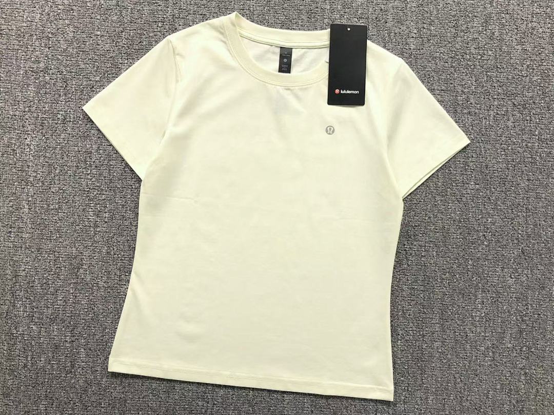 On Running 115 LULULEMON T-SHIRT FEMAIE - Image 10