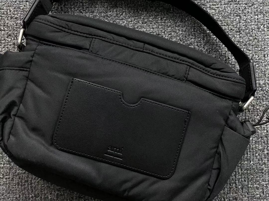 AMI 258 AMI BAG 4107220475 (Long 18CM* Wide 10CM* High 30CM) - Image 6
