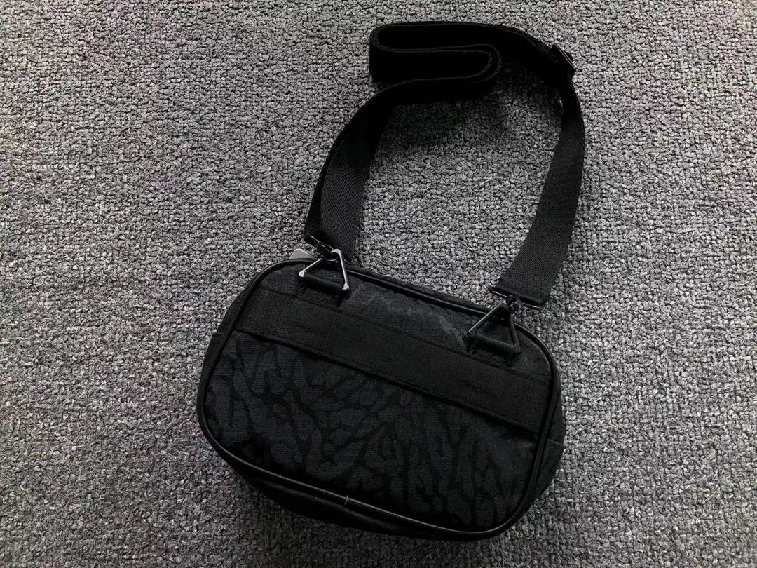 Air Jordan 95 A⭐R J⭐R⭐AN BAG 4109110913 (Long 22CM* Wide 6CM* High 13CM) - Image 5