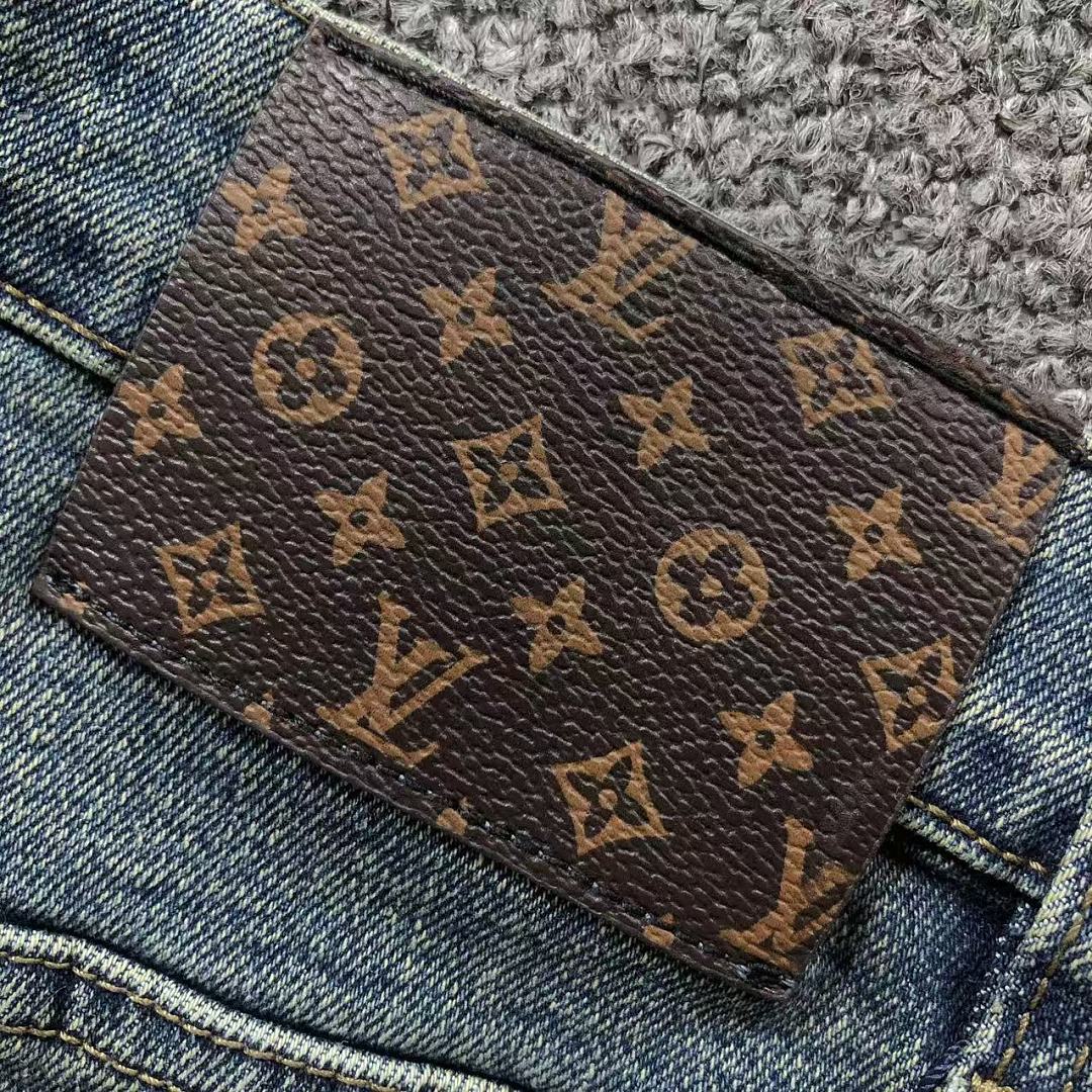 Louis Vuitton 195 L⭐ SHORTS 22061020125 (Im 170Cm 60Kg I Wear Size 31 In The Phot) - Image 9