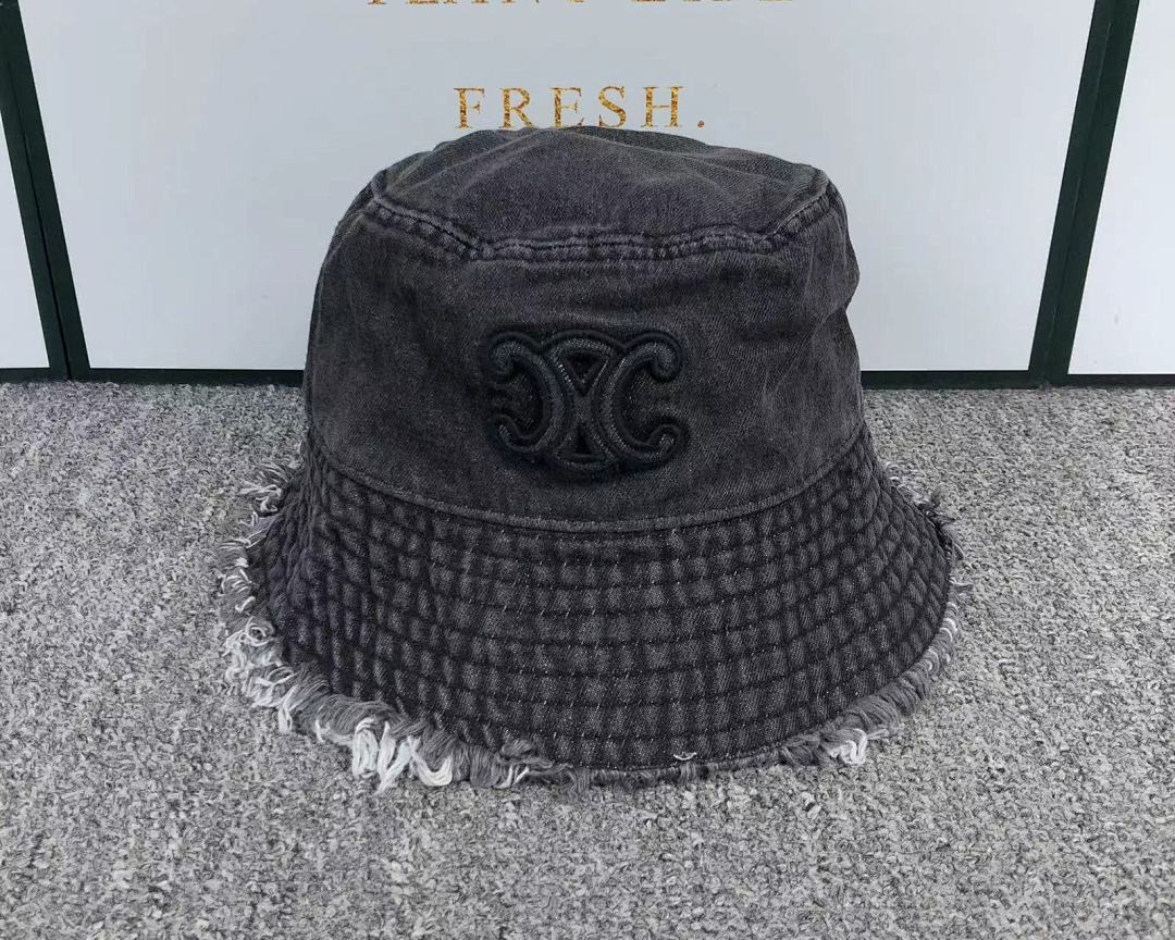 Celine 75 C⭐L⭐⭐E - Image 4