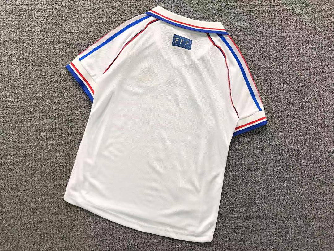 Chanel 95 FOOTBALL CHILD SHORTS T-SHIRT - Image 13