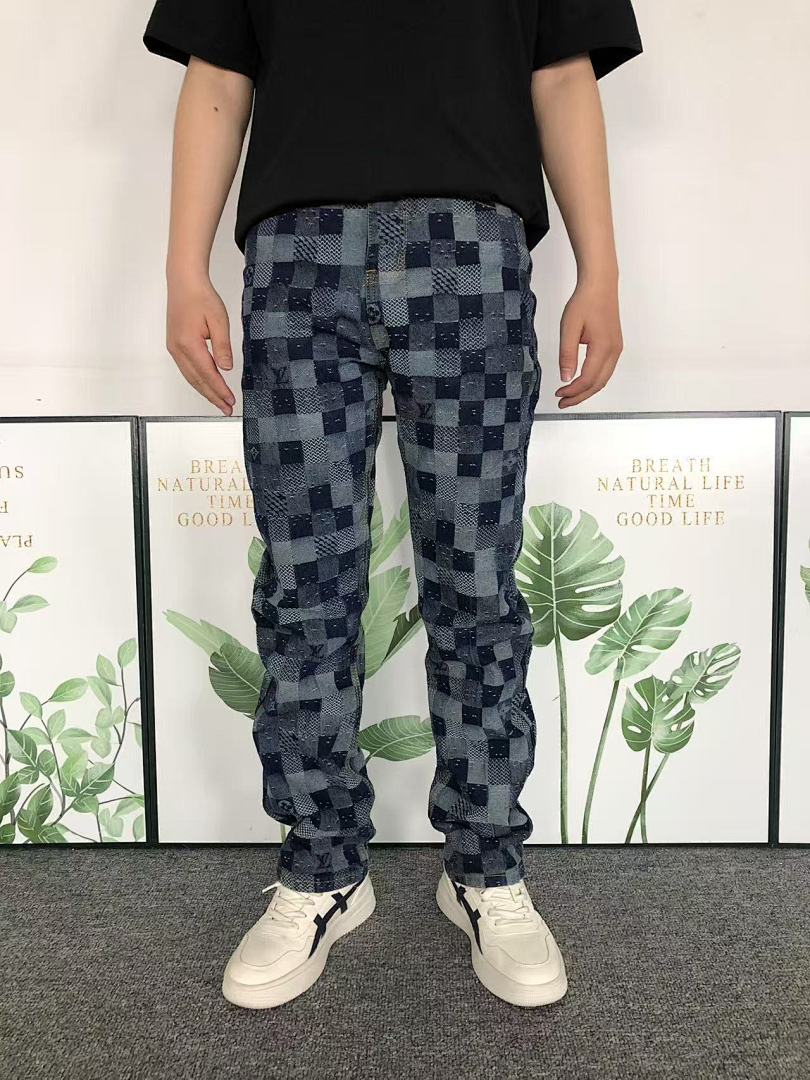 Louis Vuitton 215 L⭐ TROUSERS 504102617 (Im 170Cm 60Kg I Wear Size 28 In The Phot) - Image 3