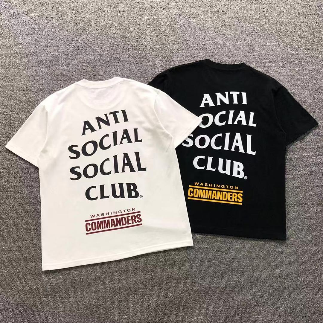Christian Louboutin 88 ANTI SOCIAL CLUB T-SHIRT 126211302 (Im 170Cm 60Kg I Wear Size M In The Phot)