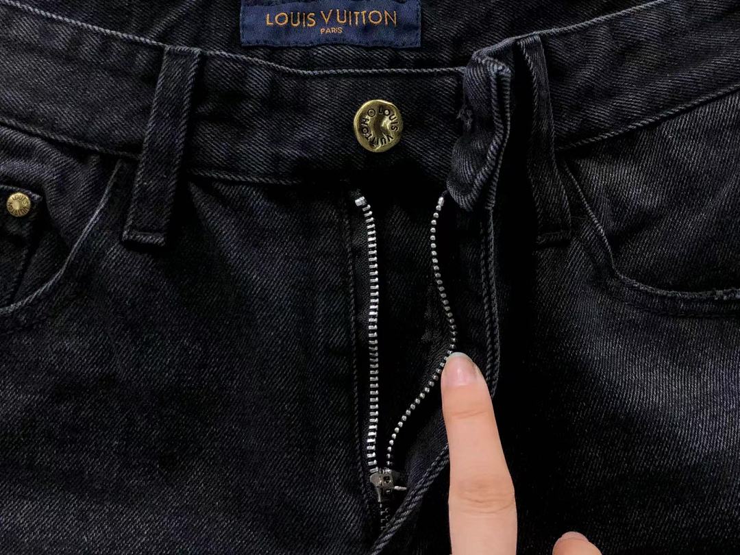 Louis Vuitton 245 L⭐ - Image 19