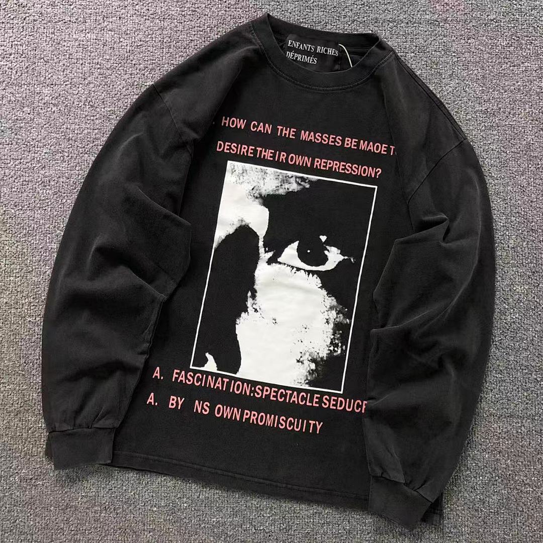 Chanel 108 ENFANTS RICHES DEPRIMES LONG SLEEVED 5211211162 (Im 170Cm 60Kg I Wear Size S In The Phot)