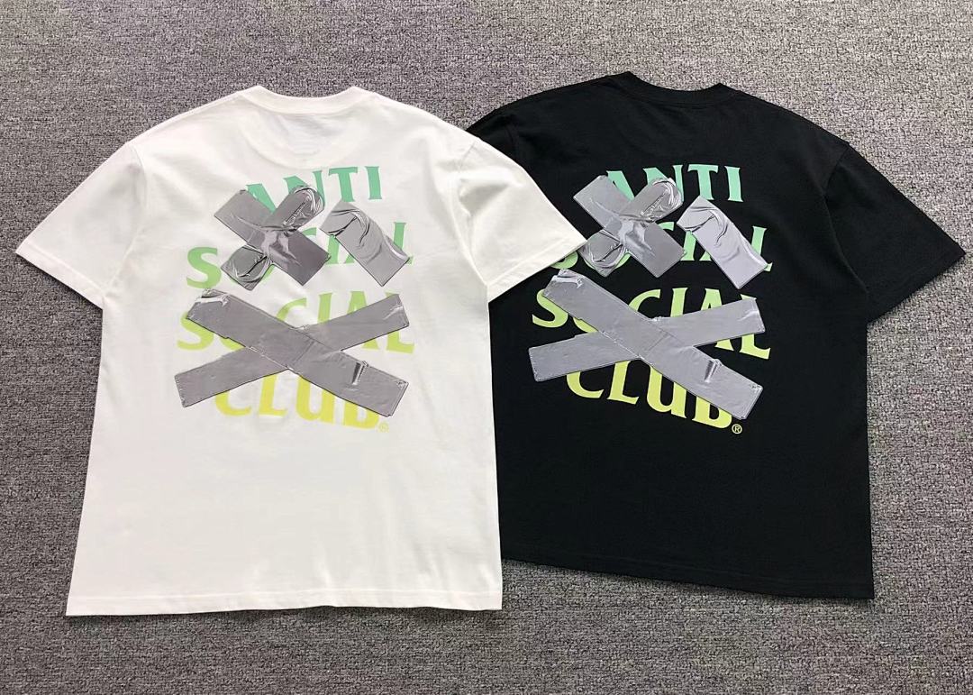 Christian Louboutin 85 ANTI SOCIAL CLUB T-SHIRT 111043102 (Im 170Cm 57Kg I Wear Size M In The Phot) - Image 5