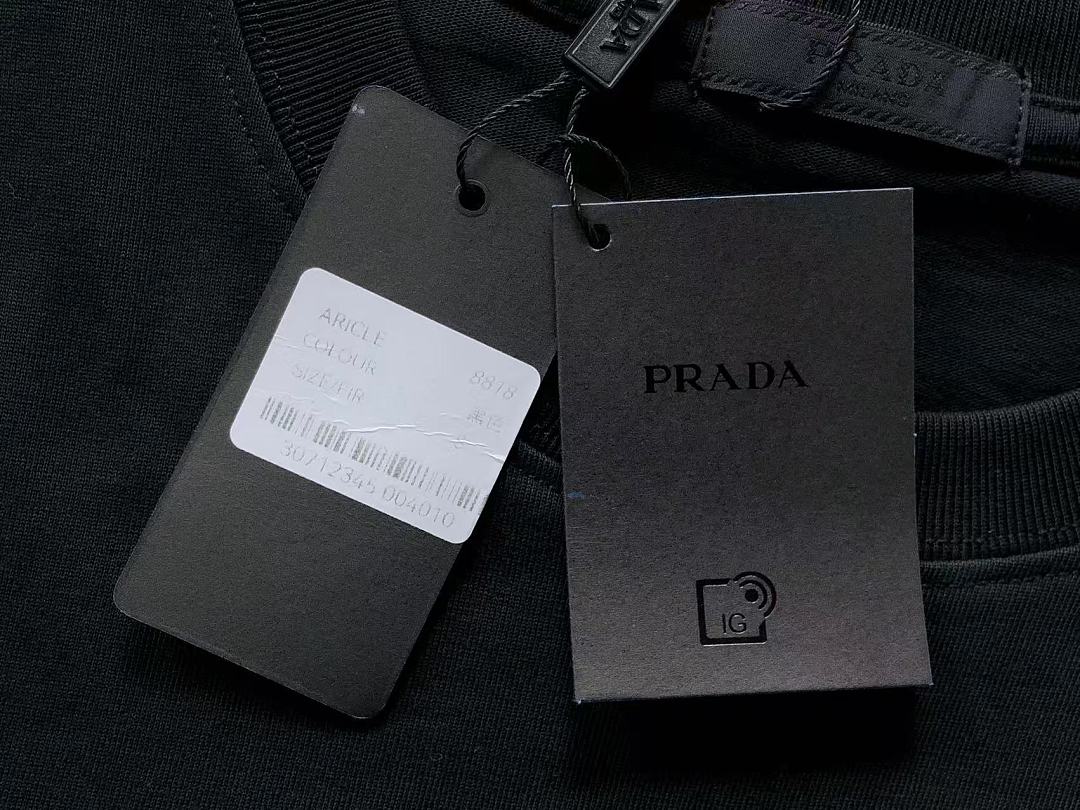 Prada 125 P⭐A⭐A T-SHIRT 2208034415 (Im 170Cm 60Kg I Wear Size S In The Phot) - Image 16