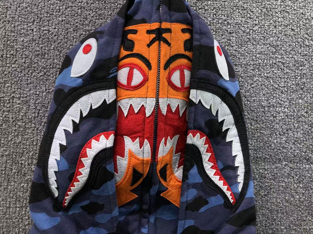 Bape 175 BAPE HOODIE 52070718158 (Im 170Cm 60Kg I Wear Size XL In The Phot) - Image 10