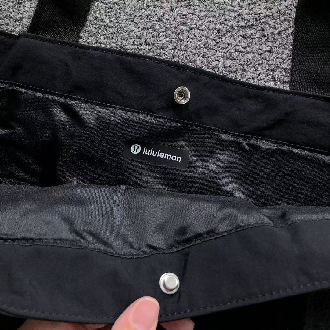 On Running 178 LULULEMON BAG 4207030777 Long 49CM* Wide 16CM* High - Image 34