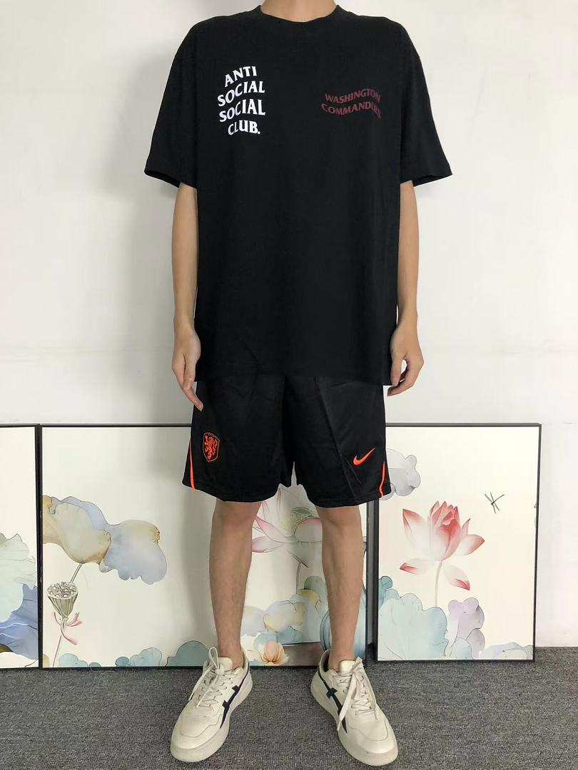 Christian Louboutin 88 ANTI SOCIAL CLUB T-SHIRT 3206212002 (Im 170Cm 60Kg I Wear Size L In The Phot) - Image 3