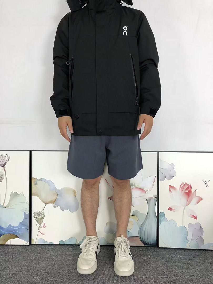 On Running 208 ON JACKET 2207150404 (Im 170Cm 60Kg I Wear Size XL In The Phot) - Image 3