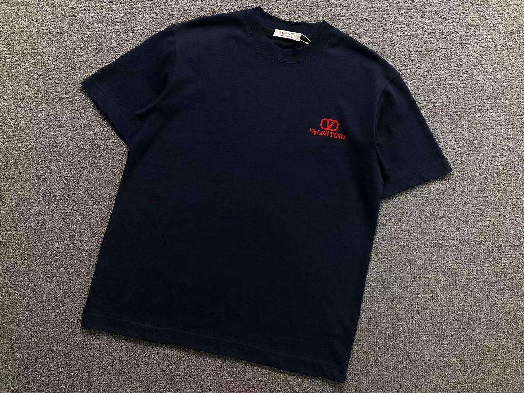 Valentino 115 VALENTINO T-SHIRT 5241606147 (Im 170Cm 65Kg I Wear Size M In The Phot) - Image 11