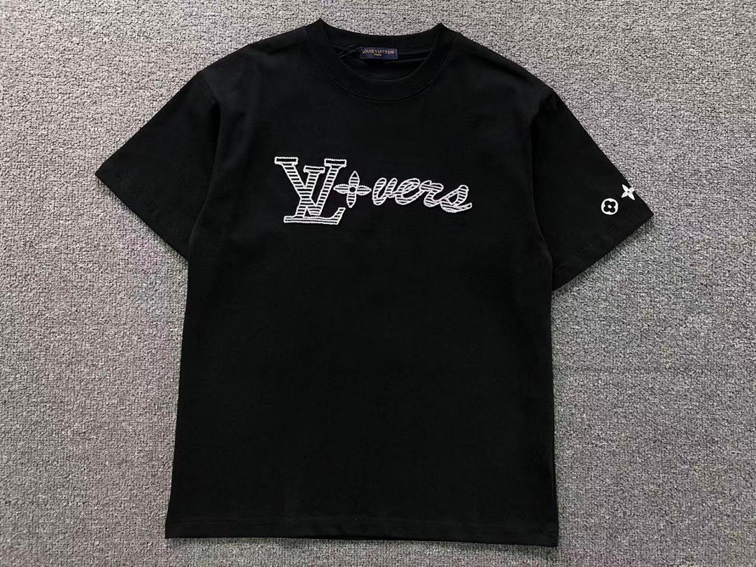 Louis Vuitton 118 L⭐ T-SHIRT 124709104 (Im 170Cm 60Kg I Wear Size S In The Phot) - Image 9