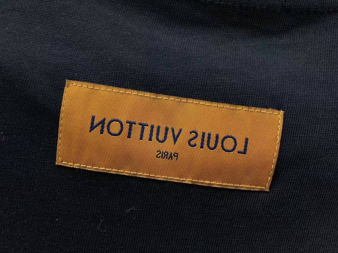 Louis Vuitton 115 L⭐ T-SHIRT 3201120121 (Im 170Cm 60Kg I Wear Size M In The Phot) - Image 21