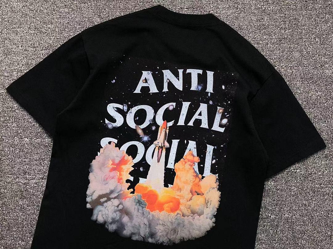 Christian Louboutin 85 ANTI SOCIAL CLUB T-SHIRT - Image 4