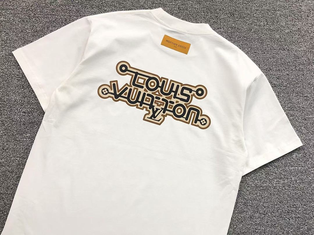 Louis Vuitton 108 L⭐T-SHIRT 41081903133 (Im 170Cm 60Kg I Wear Size XL In The Phot) - Image 9