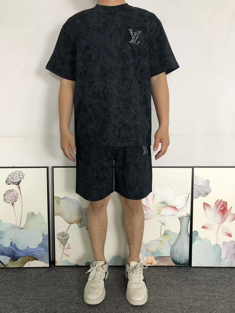 Louis Vuitton 218 L⭐ T-SHIRT SHORTS 5241612147 (Im 170Cm 60Kg I Wear Size L In The Phot) - Image 4
