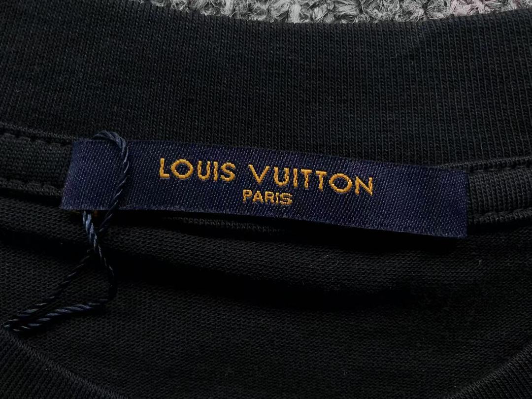 Louis Vuitton 115 L⭐ T-SHIRT 3101052321 (Im 170Cm 60Kg I Wear Size M In The Phot) - Image 26