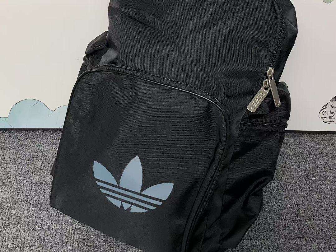 Adidas 88 A⭐I⭐AS BAG 4109110213 (Long 28CM* Wide 41CM* High 13CM) - Image 6