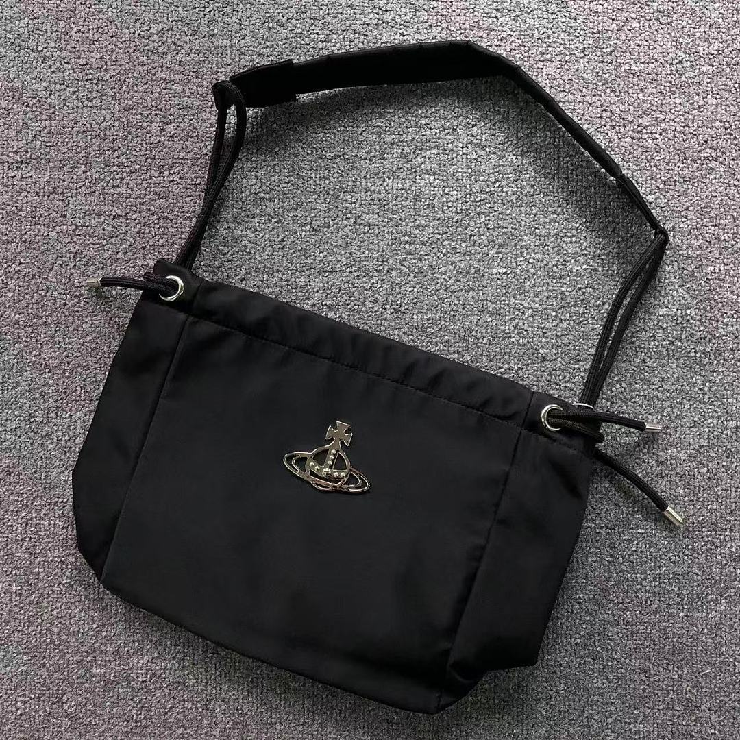 Vivienne Westwood 129 VIVIENNE WESTWOOD BAG 2207022576 (Long 30CM* Wide 14CM* High 29CM)