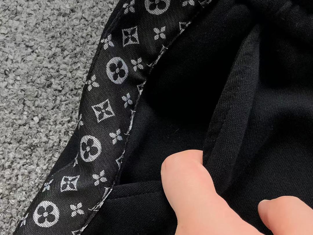 Louis Vuitton 398 L⭐ HOODIE TROUSERS 52090302147 (Im 170Cm 60Kg I Wear Size L In The Phot) - Image 32