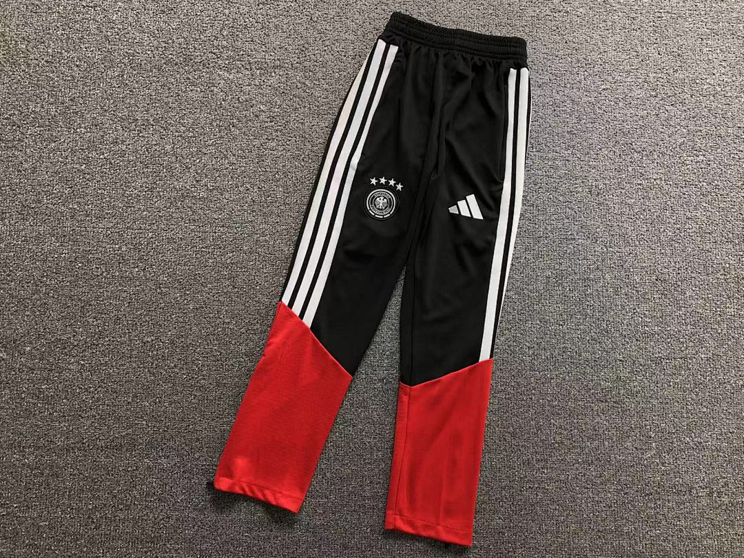 Chanel 135 FOOTBALL LONG SLEEVED TROUSERS - Image 20