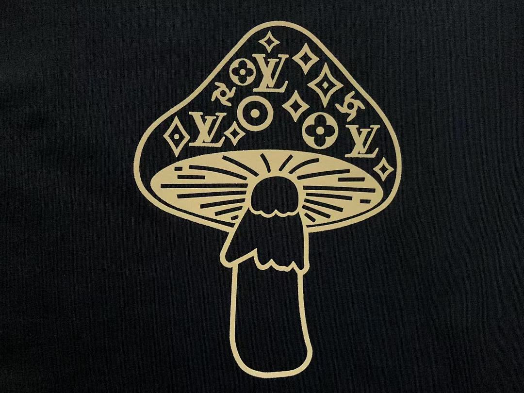 Louis Vuitton 115 L⭐ T-SHIRT 5212901147 (Im 170Cm 60Kg I Wear Size M In The Phot) - Image 13