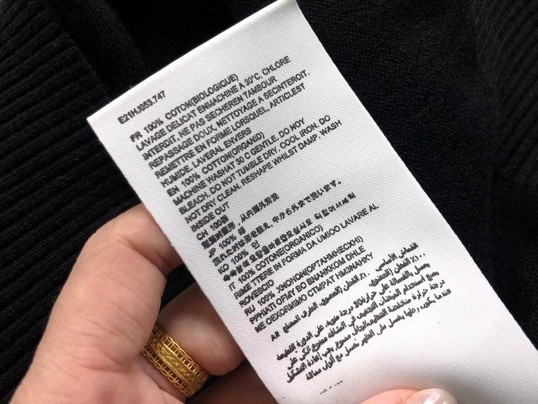 AMI 125 AMI SWEATER 1282631183 (Im 170Cm 60Kg I Wear Size S In The Phot) - Image 26