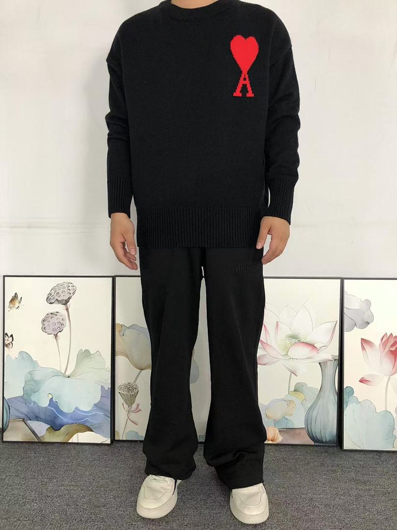 AMI 218 AMI SWEATER 21121901001 (Im 170Cm 60Kg I Wear Size S In The Phot) - Image 3