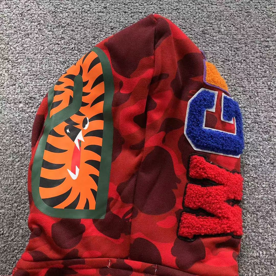 Bape 175 BAPE HOODIE 52070716158 (Im 170Cm 60Kg I Wear Size M In The Phot) - Image 22