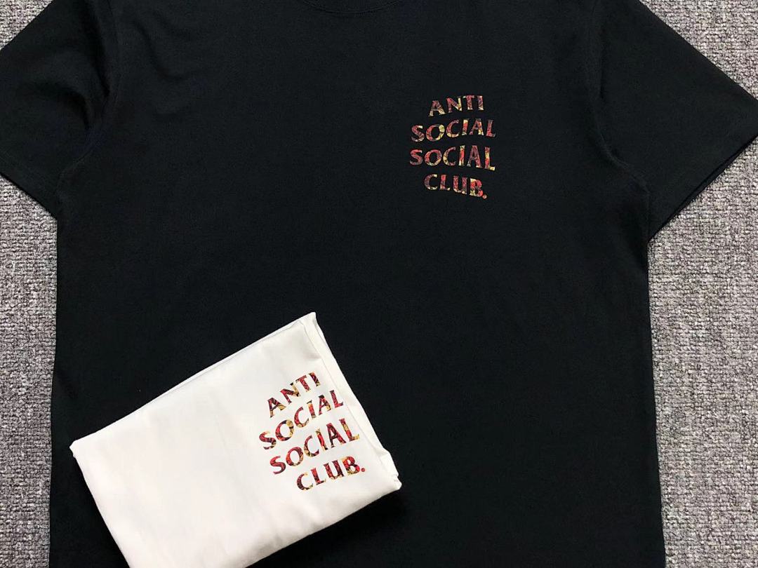 Christian Louboutin 85 ANTI SOCIAL CLUB T-SHIRT - Image 15