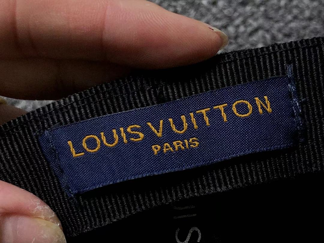 Louis Vuitton 68 L⭐ - Image 23