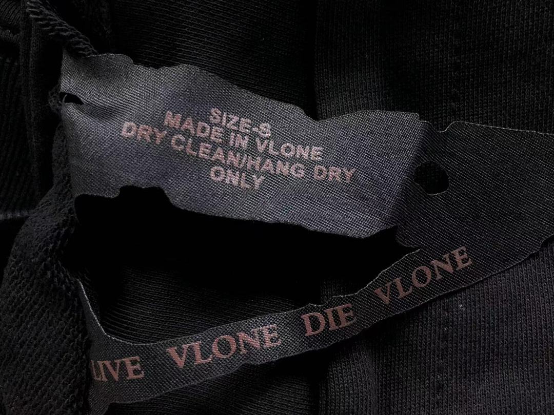 On Running 118 VLONE HOODIE 510113091 (Im 170Cm 60Kg I Wear Size S In The Phot) - Image 31