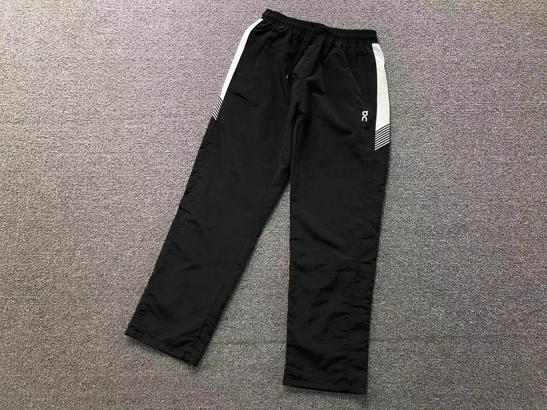 On Running 228 ON JACKET TROUSERS 3207302877 (Im 170Cm 60Kg I Wear Size M In The Phot) - Image 33