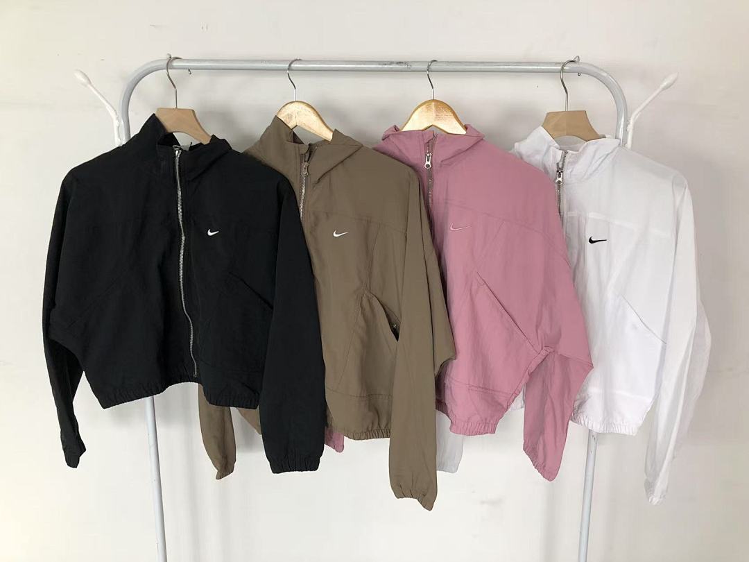 Nike 195 N⭐K⭐ JACKET FEMAIE - Image 24