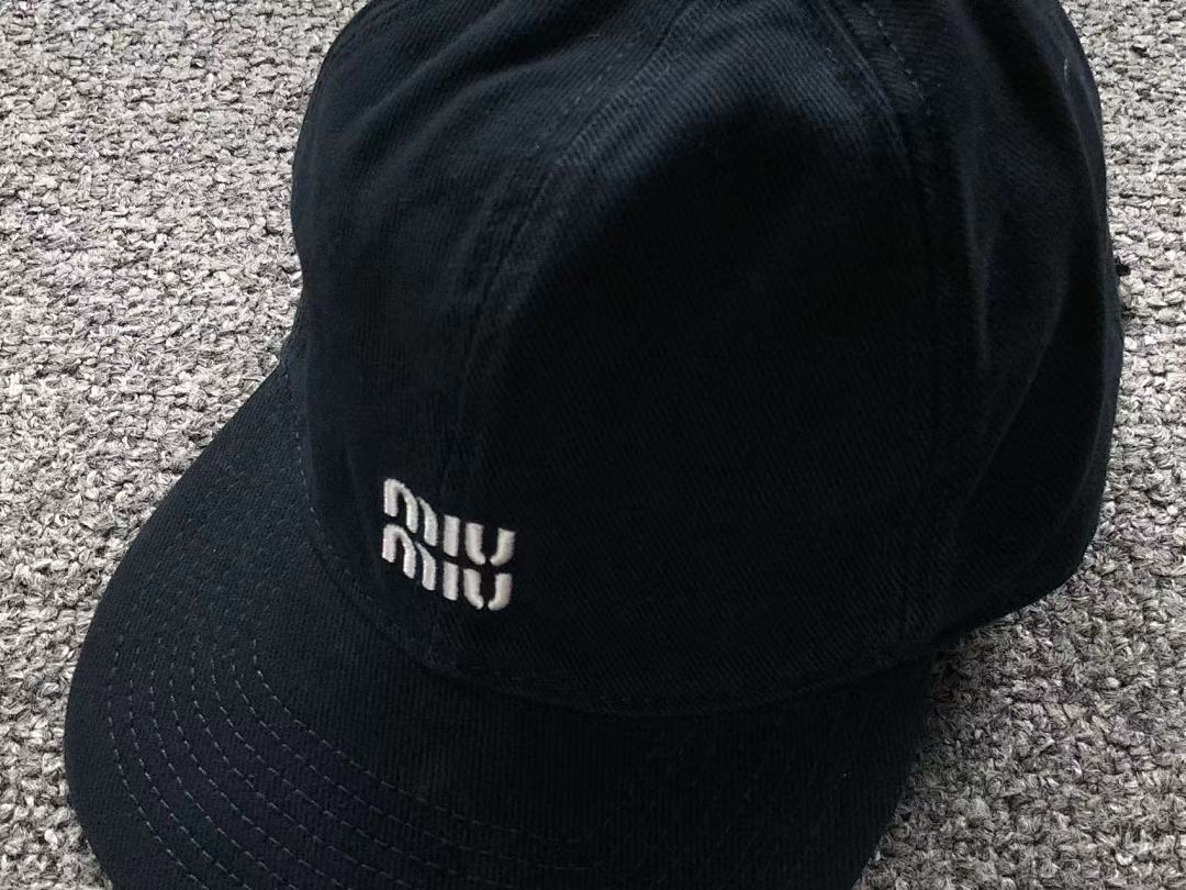 Miu Miu 75 M⭐U - Image 9
