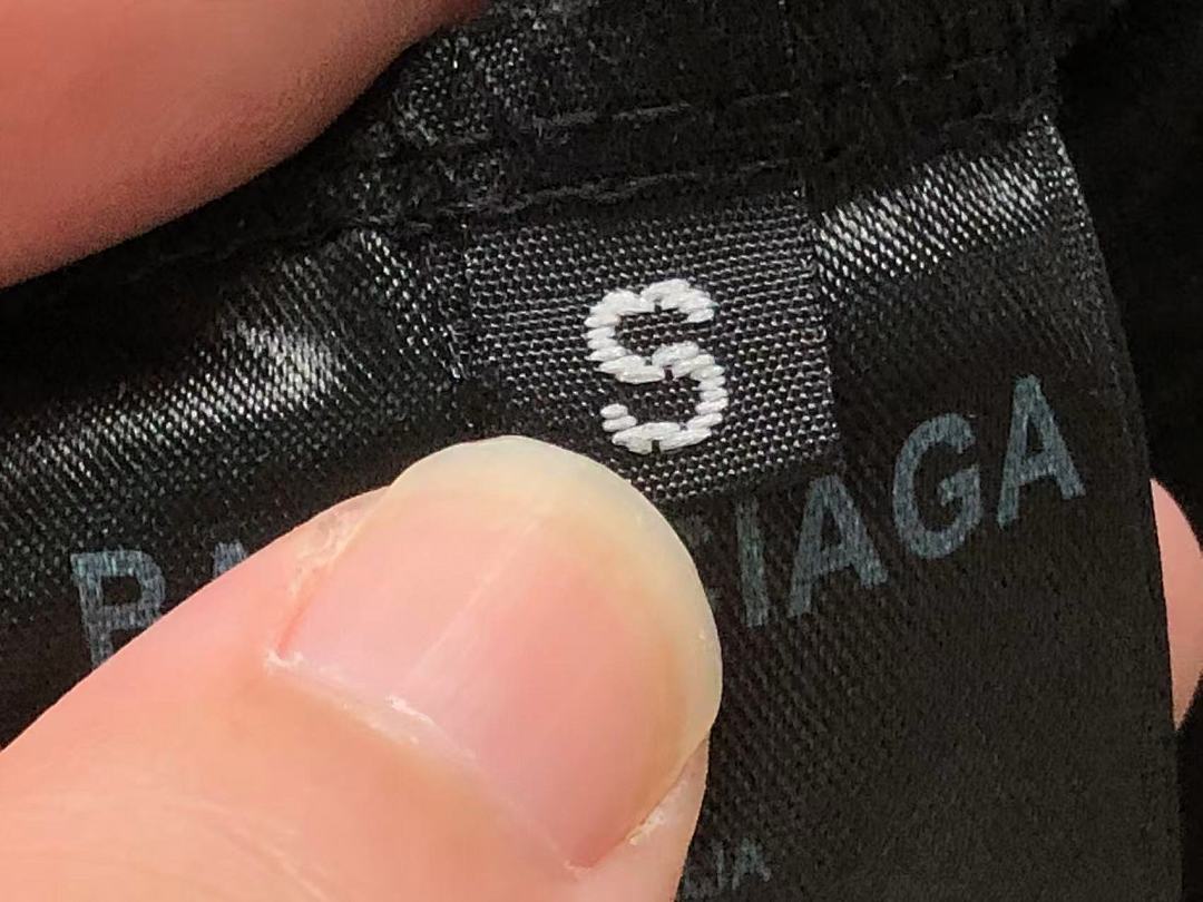 Balenciaga 98 B⭐L⭐⭐⭐IA⭐A T-SHIRT 5212125136 (Im 170Cm 60Kg I Wear Size S In The Phot) - Image 14