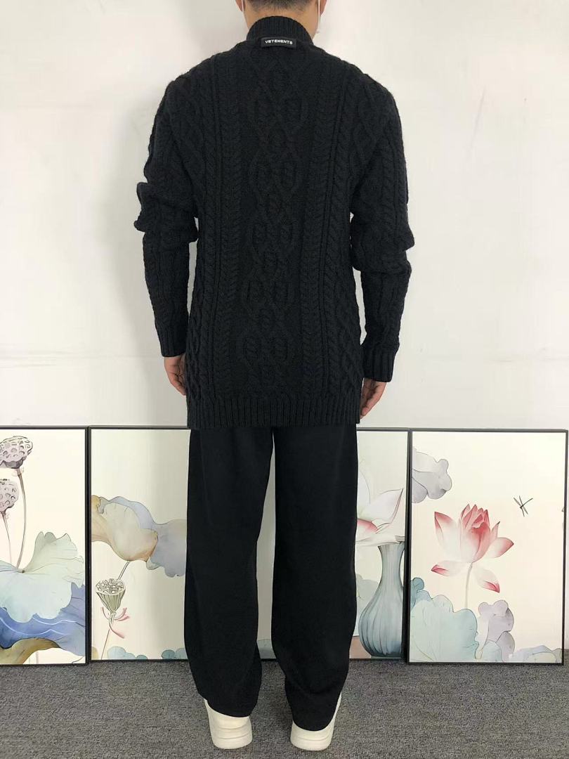 Vetements 195 VETEMENTS SWEATER 41111410145 (Im 170Cm 60Kg I Wear Size S In The Phot) - Image 4