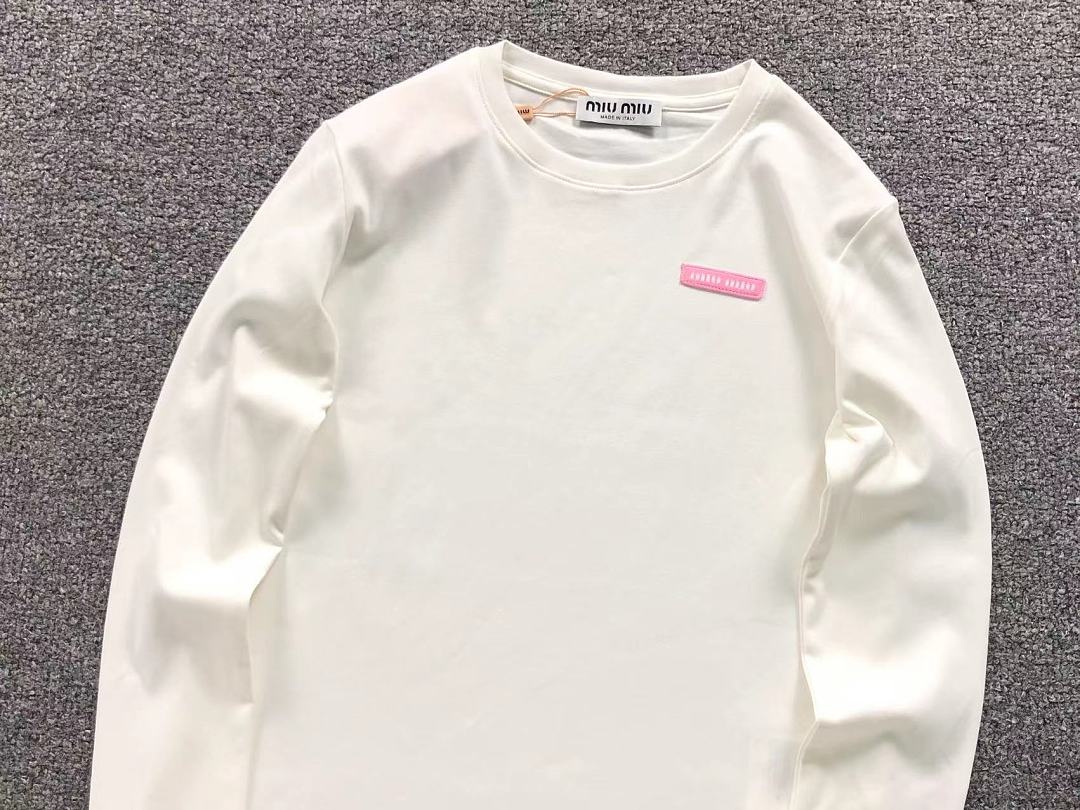 Miu Miu 135 M⭐U LONG SLEEVED FEMAIE - Image 6