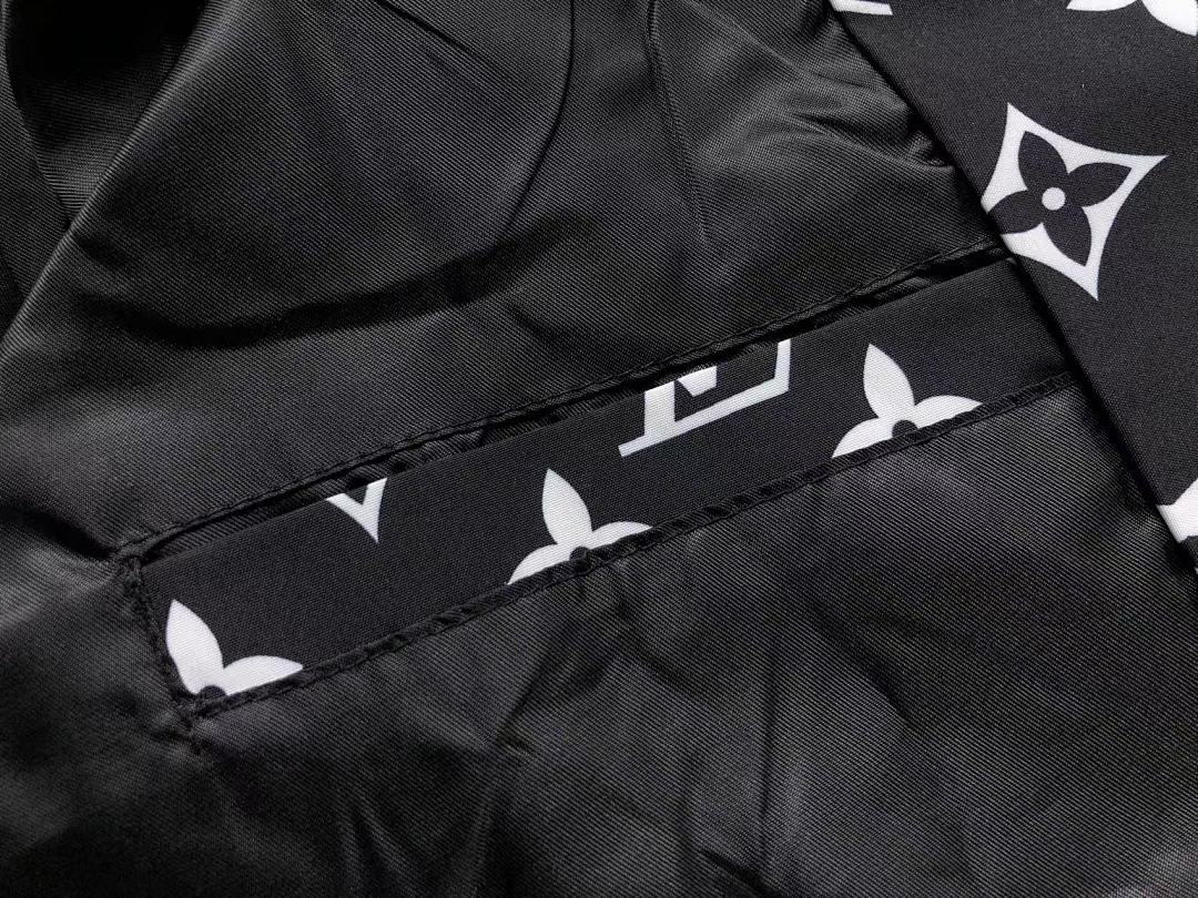 Louis Vuitton 138 L⭐ - Image 19