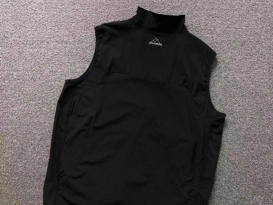 On Running 228 SA⭐O⭐ON VEST 2204220304 (Im 170Cm 60Kg I Wear Size XL In The Phot) - Image 14