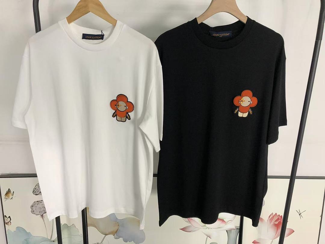 Louis Vuitton 135 L⭐ T-SHIRT 22051505125 (Im 170Cm 60Kg I Wear Size S In The Phot) - Image 21
