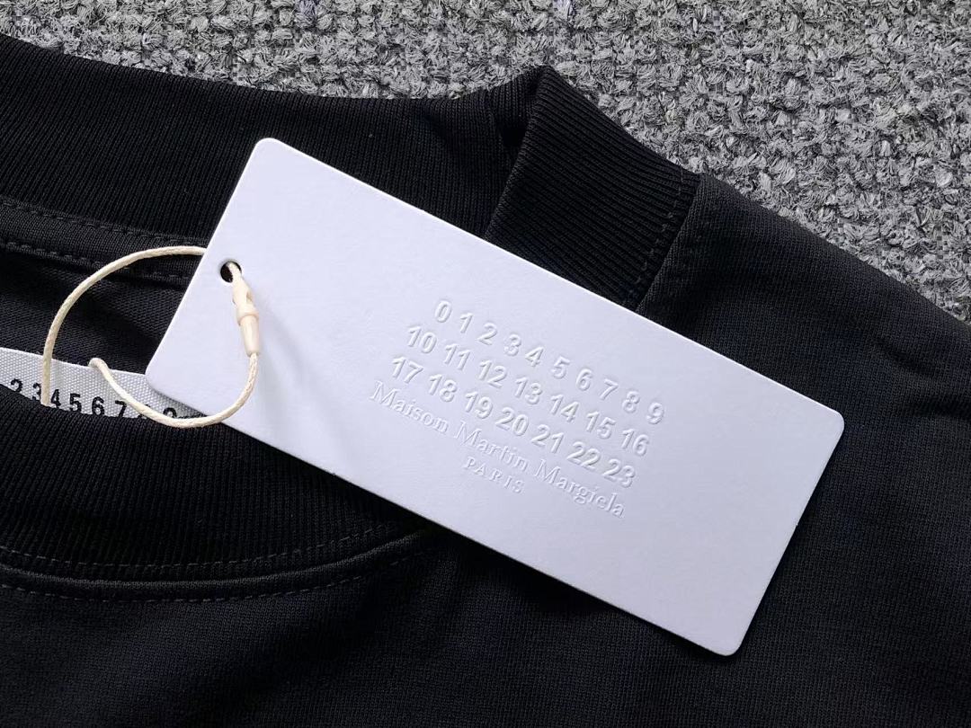 On Running 88 MAISON MARGIELA T-SHIRT 5231256162 (Im 170Cm 60Kg I Wear Size 46 In The Phot) - Image 19