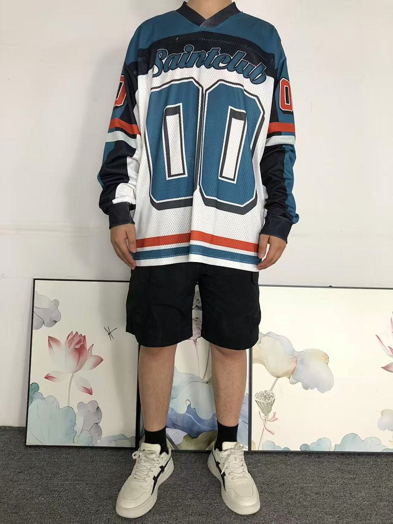 Chanel 98 SAINT MICHAEL LONG SLEEVED 59040971 (Im 170Cm 60Kg I Wear Size L In The Phot) - Image 3
