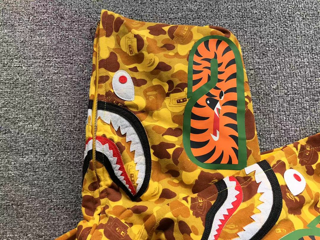 Bape 238 BAPE HOODIE 4110200677 (Im 170Cm 60Kg I Wear Size L In The Phot) - Image 10