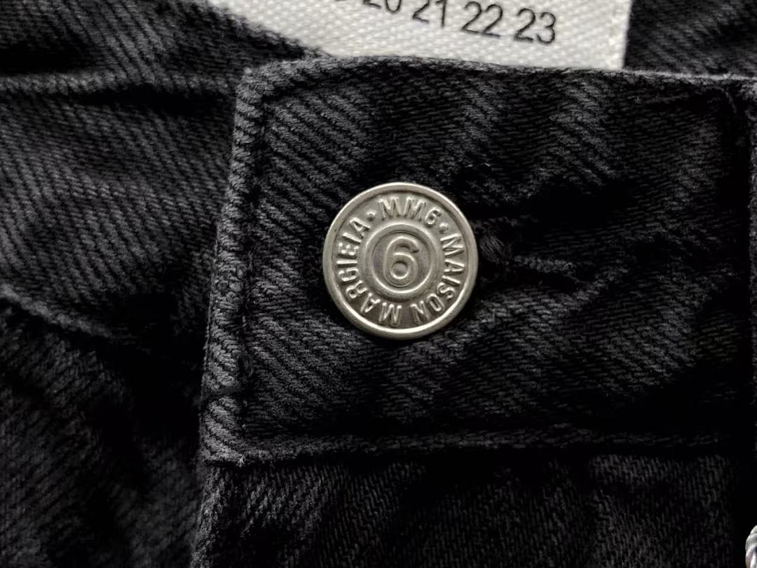 On Running 298 MAISON MARGIELA - Image 16