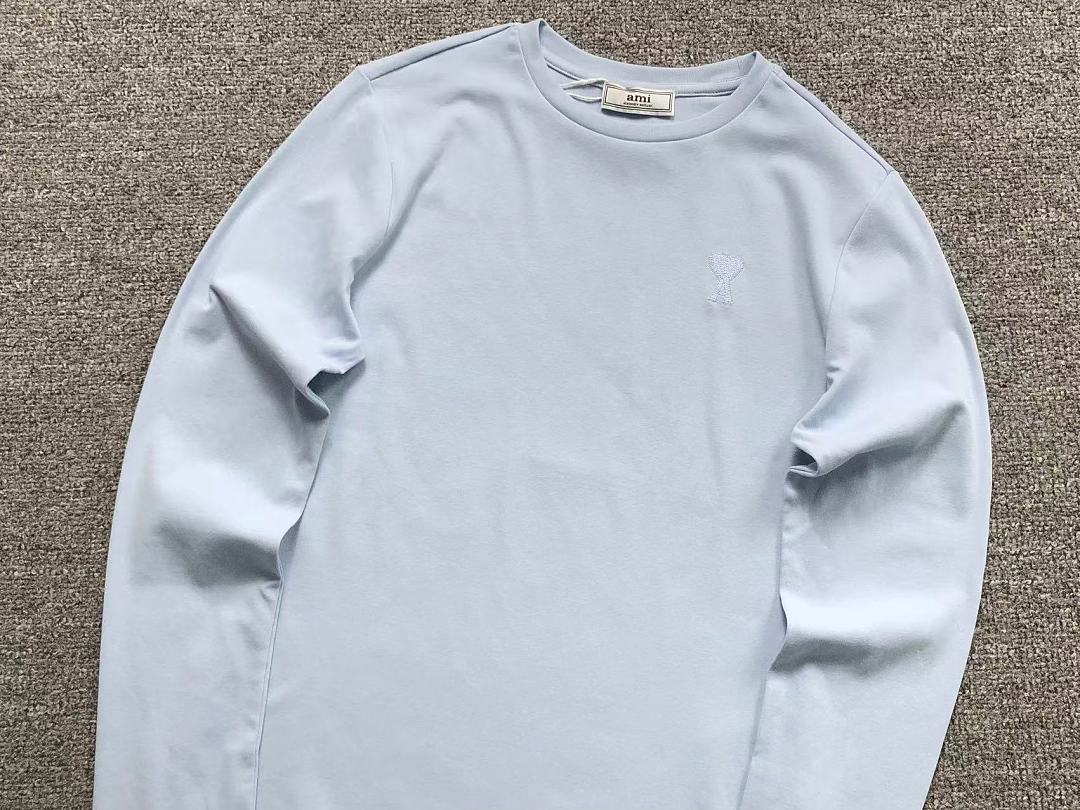 Unbranded 158 AMI LONG SLEEVED FEMAIE - Image 9
