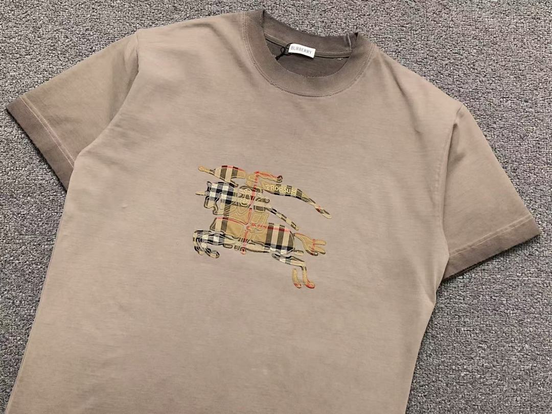 Burberry 108 B⭐R⭐E⭐RY T-SHIRT 521160481 (Im 170Cm 60Kg I Wear Size M In The Phot) - Image 17